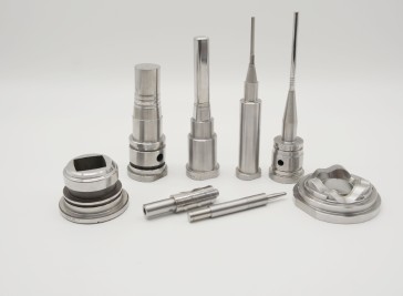 Cosmetic mold components